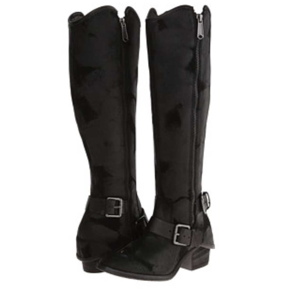 Donald J Pliner Dela Black Vintage
Knee High Boots. Size 8.5. Double zipper